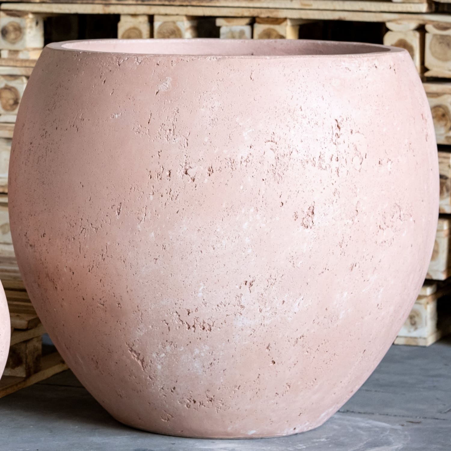 Blushstone XXL Concrete Sphere Planter